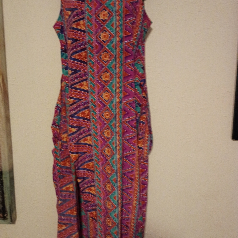 Women's dress size unknown